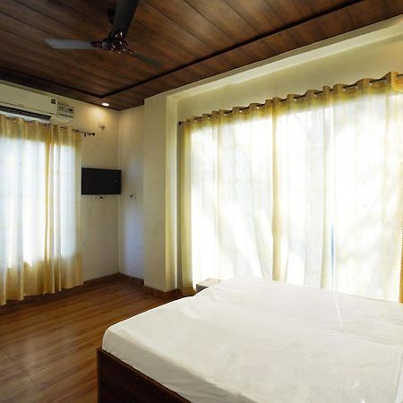 Hotel O R G Farm House Meerut Extérieur photo