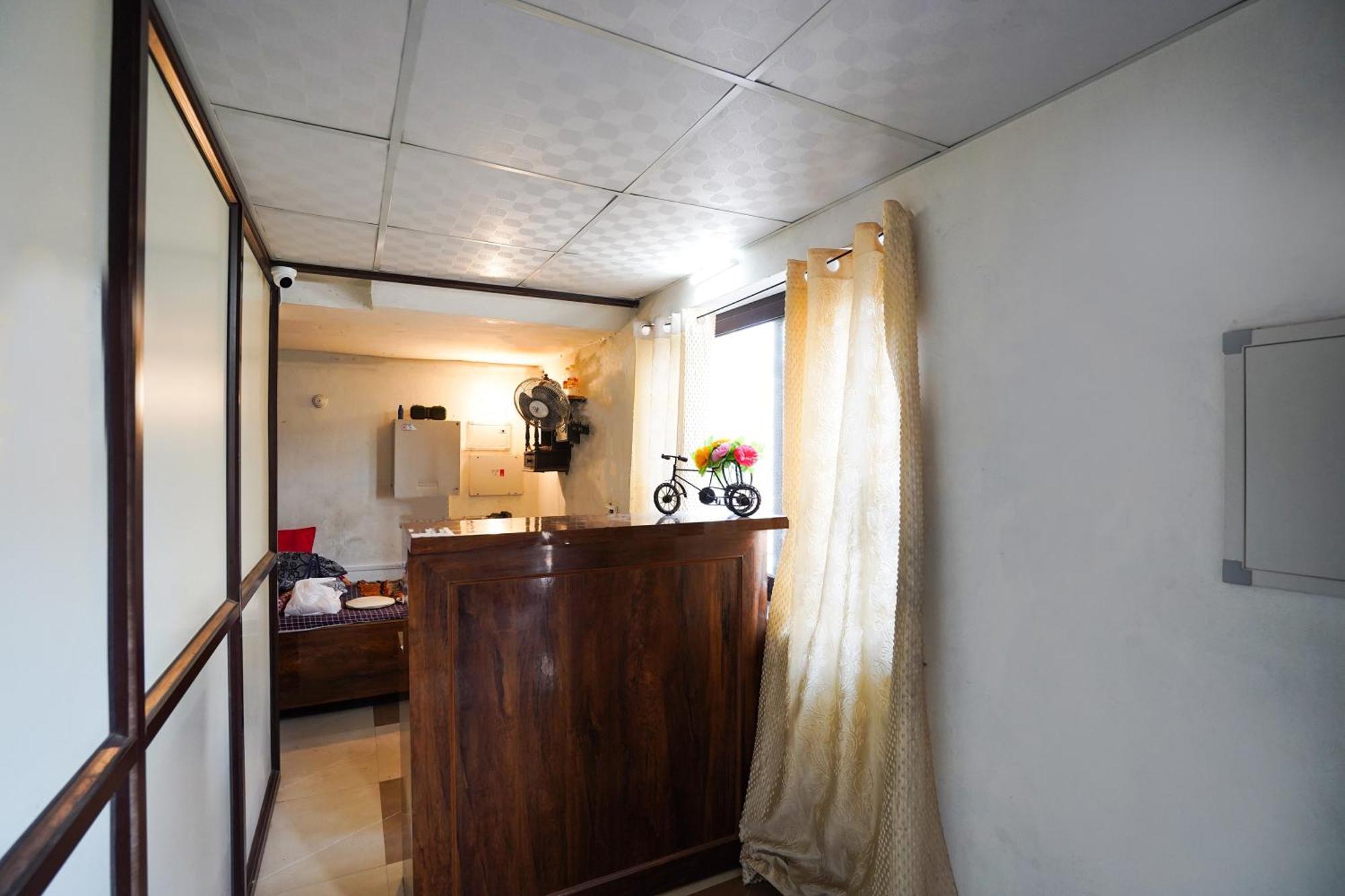Hotel O R G Farm House Meerut Extérieur photo